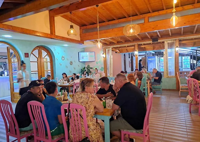 кати Gasthuis Kiten (Burgas)